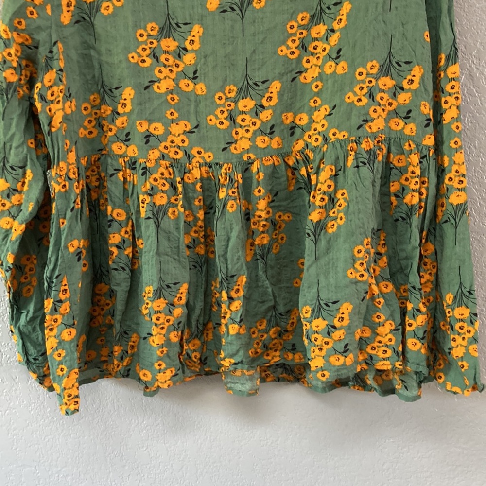 Shein Curve Peasant Blouse 4X - Picture 4 of 8
